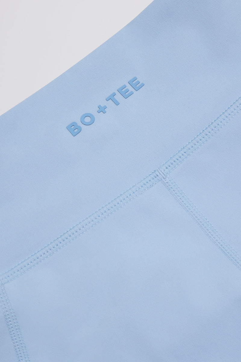 Soft Active Crossover Pocket Leggings in Sky